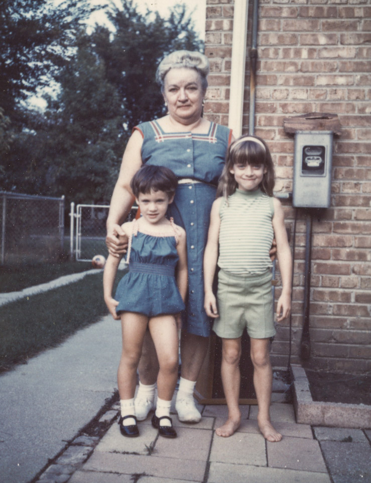 Eloise-Nestler-Mom-and-Elisa-Nestler---Aug-10,-1969.jpg