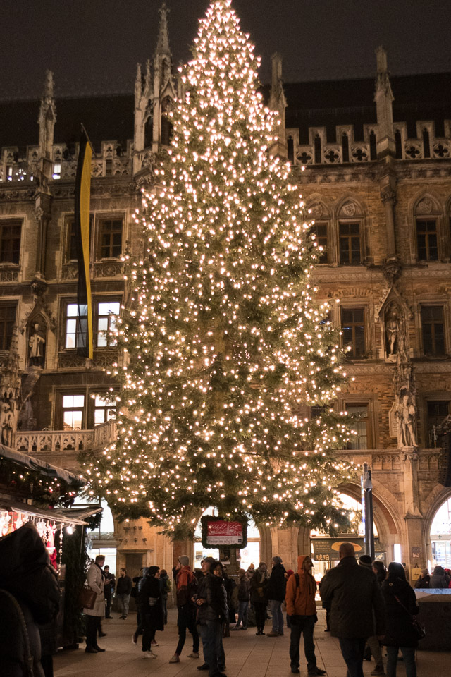 Christkindlmarkt-P1000077.jpg