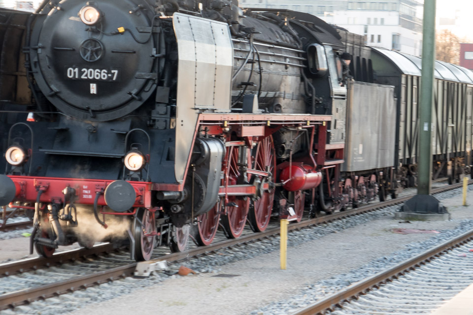 Christmas-Steam-Train-P1000016.jpg