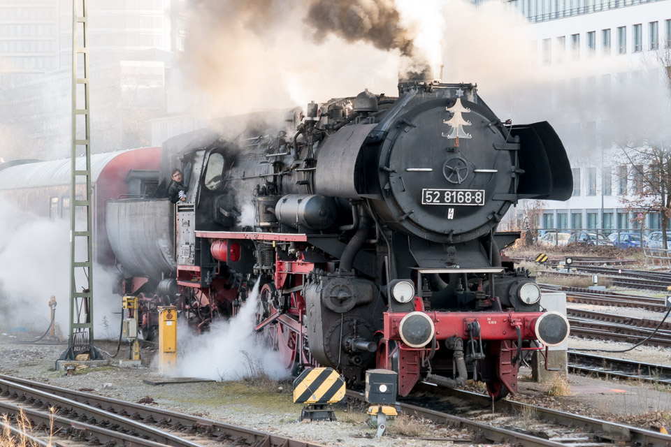 Christmas-Steam-Train-P1000017.jpg