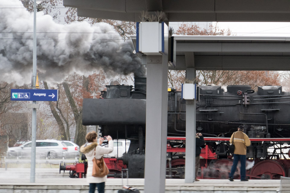 Christmas-Steam-Train-P1000043.jpg