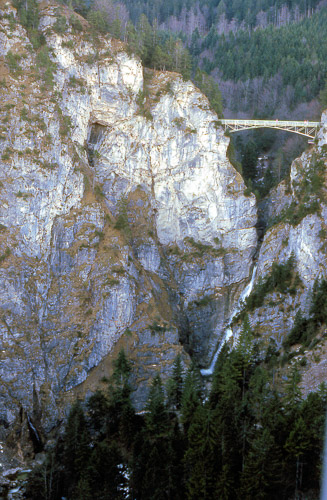 bavarian-countryside-26_536075872_o.jpg