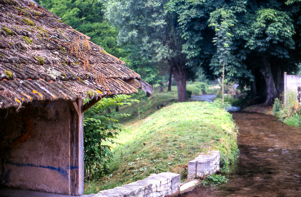 burgundy-houseboat-trip-77_518328085_o.jpg