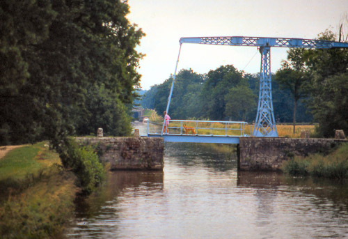 burgundy-houseboat-trip-45_518194277_o.jpg