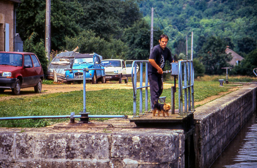 burgundy-houseboat-trip-53_518228297_o.jpg